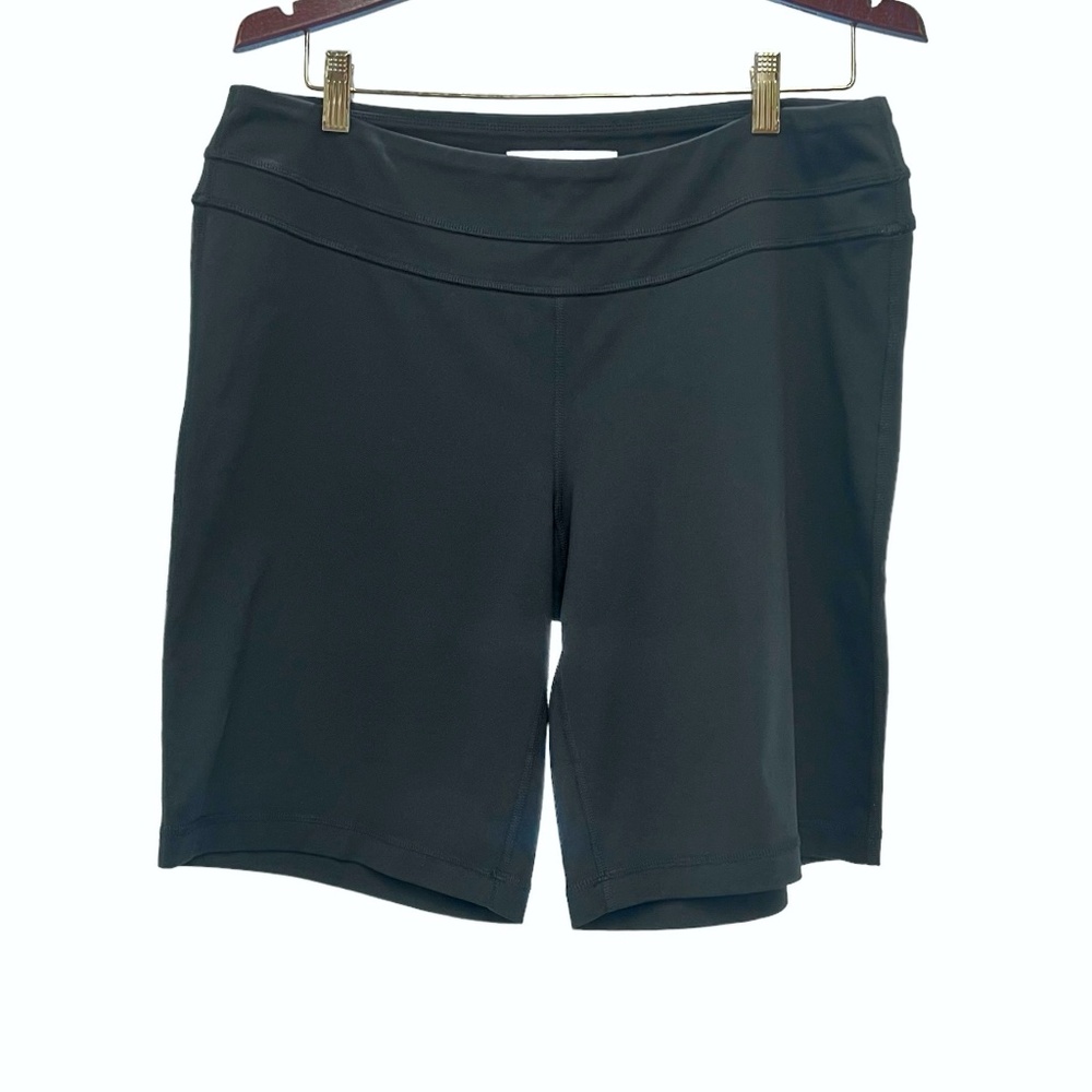 BOSTON PROPER BLACK 9" INSEAM PULL ON SHORTS